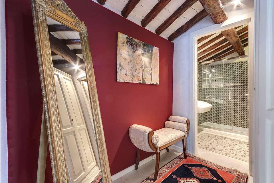 Quadruple Room | Minibar, individually decorated, individually furnished, desk