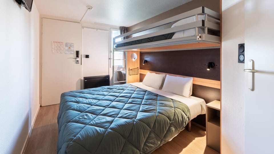 Standard Room, Multiple Beds | Desk, blackout drapes, soundproofing, iron/ironing board