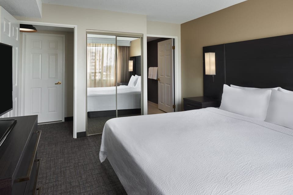 Suite, 2 Bedrooms | Premium bedding, down comforters, Tempur-Pedic beds, in-room safe