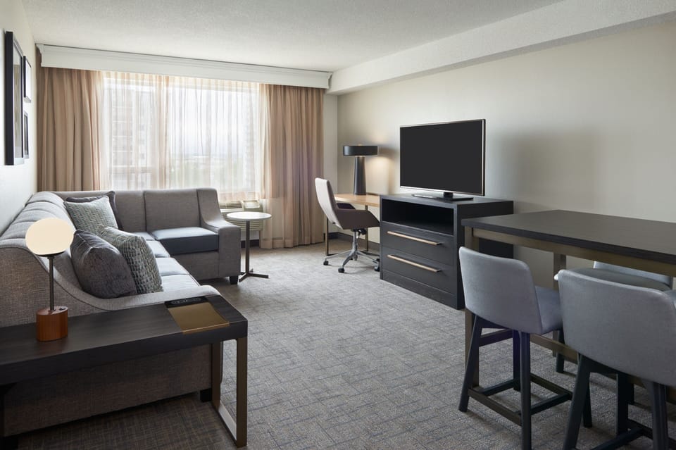 Residence Inn by Marriott London Ontario Hotel in London
