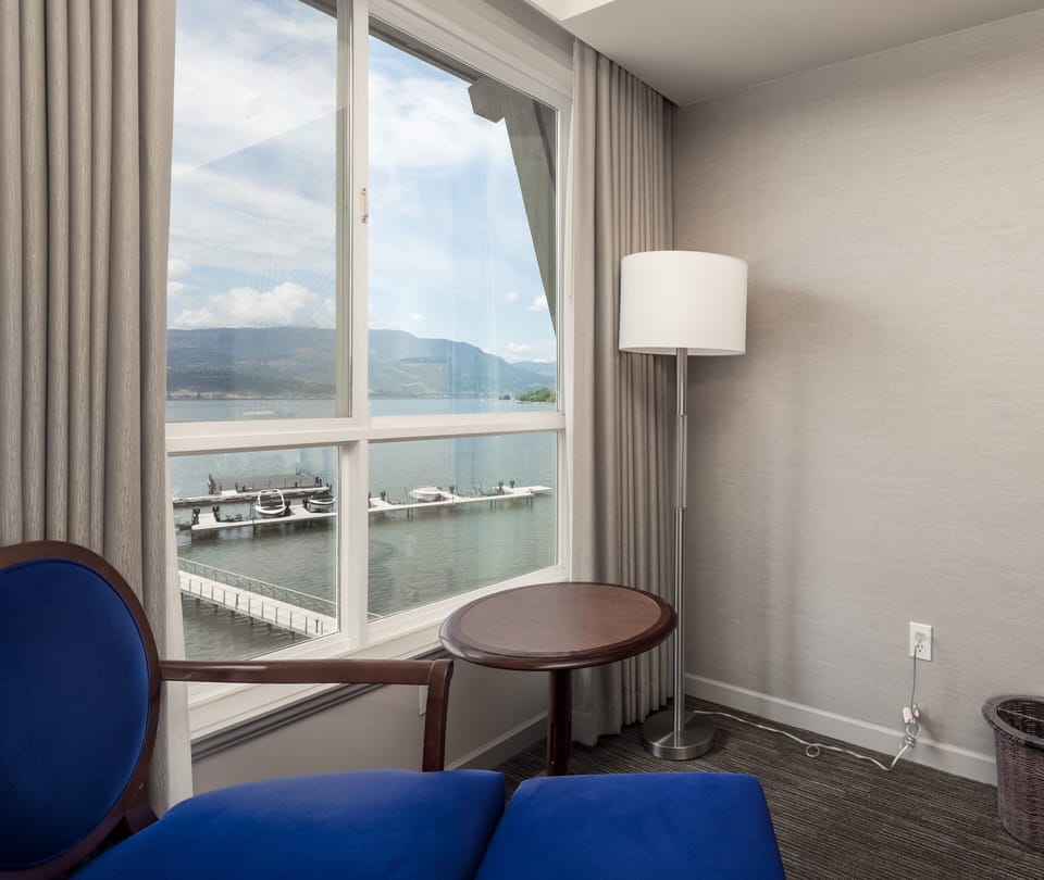 Deluxe Room, 1 King Bed, Lakeside | View from room