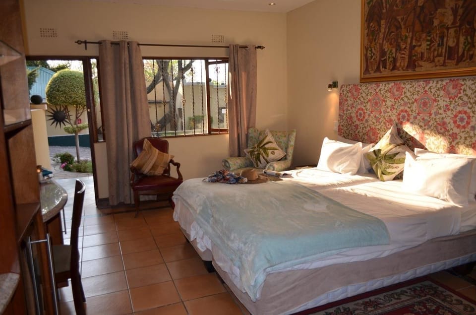 Luxury Bed and Breakfast  | Minibar, desk, rollaway beds, free WiFi