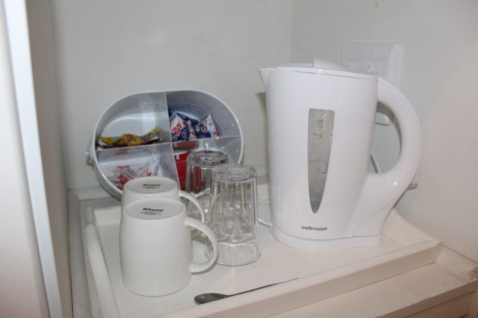 Double Room, 1 Bedroom | In-room safe, desk, iron/ironing board, free WiFi