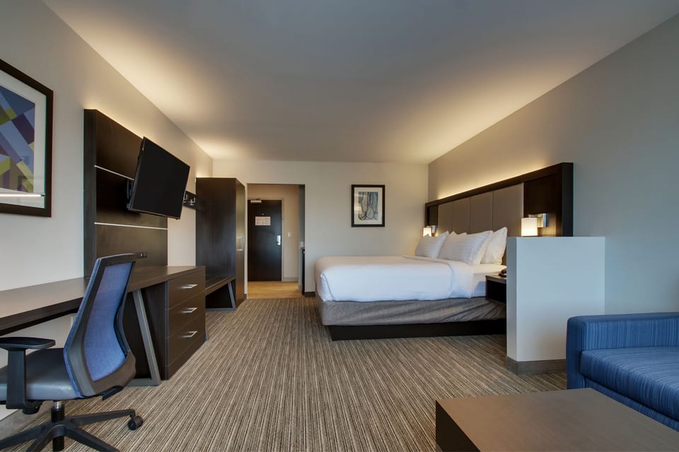 In-room safe, desk, laptop workspace, blackout drapes