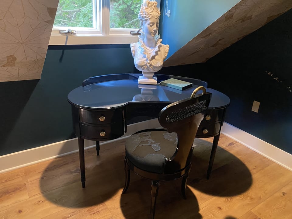 Grand Suite, 1 King Bed | Individually decorated, individually furnished, iron/ironing board