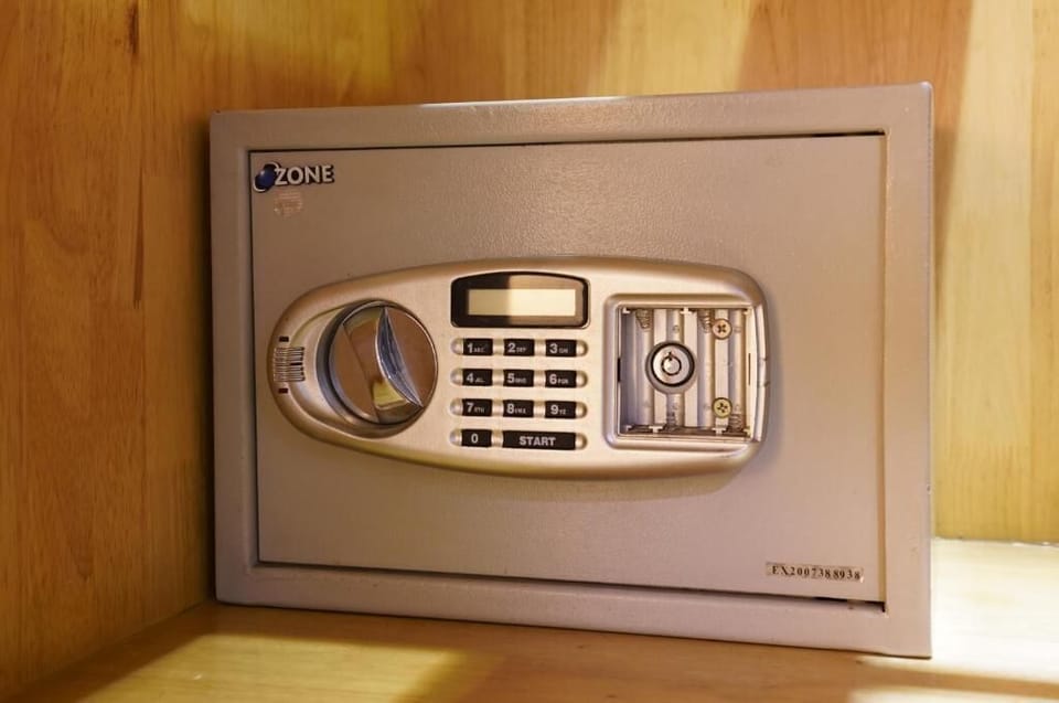 Premium bedding, Select Comfort beds, minibar, in-room safe