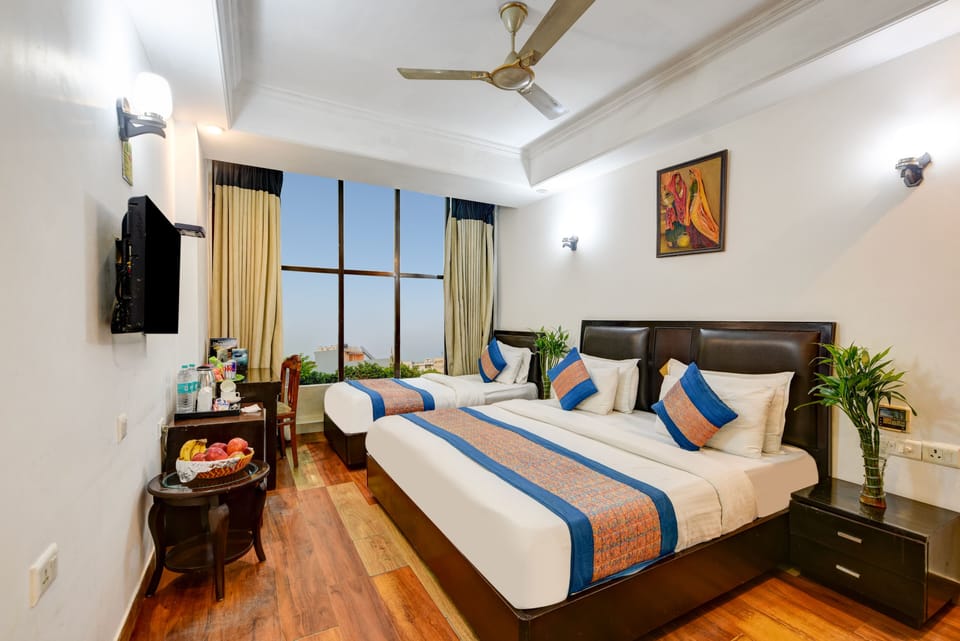 Family Room | Premium bedding, Select Comfort beds, minibar, in-room safe