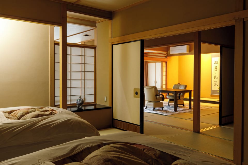 Deluxe Room, Non Smoking, Garden View | In-room safe, blackout drapes, WiFi (free), bed sheets