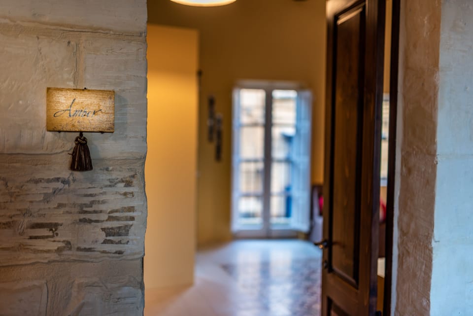 Deluxe Double Room | Individually decorated, individually furnished, desk, laptop workspace