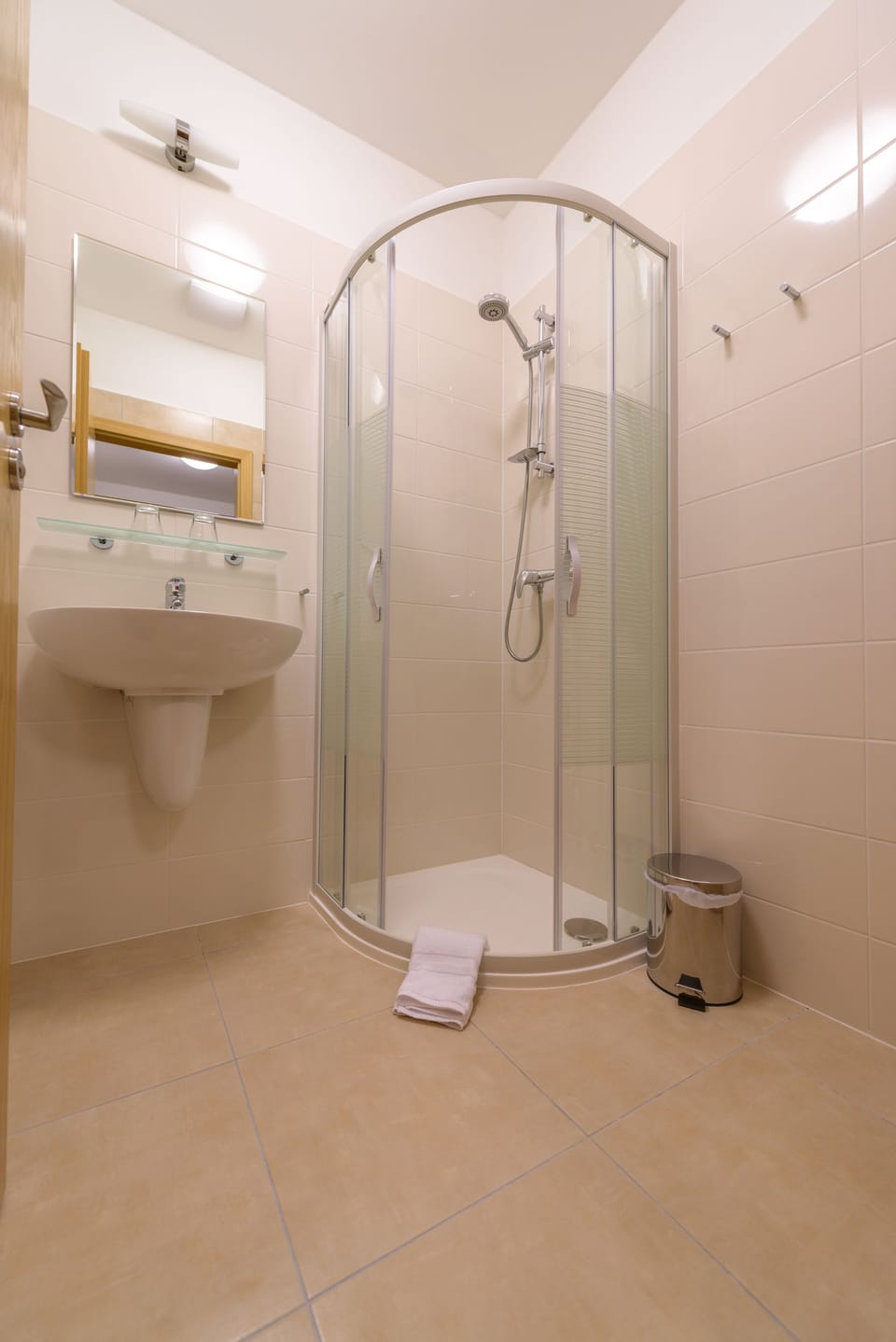 Free toiletries, towels