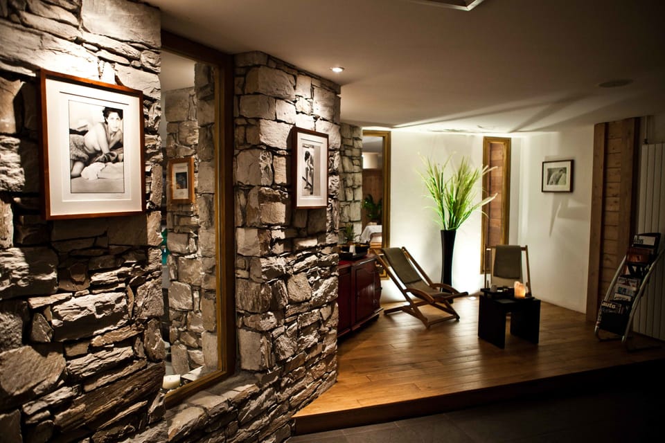 Sauna, hot tub, steam room, Turkish bath, body treatments