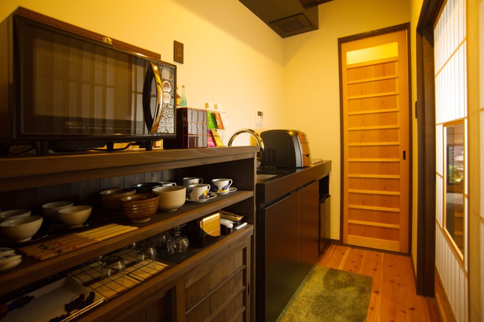 Garden Suite with 2 Japanese futons | Private kitchen | Fridge, microwave, oven, coffee/tea maker