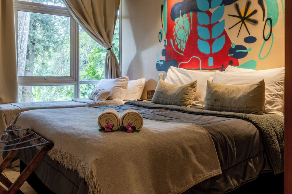 Standard Triple Room, 3 Twin Beds | Premium bedding, down comforters, iron/ironing board, rollaway beds
