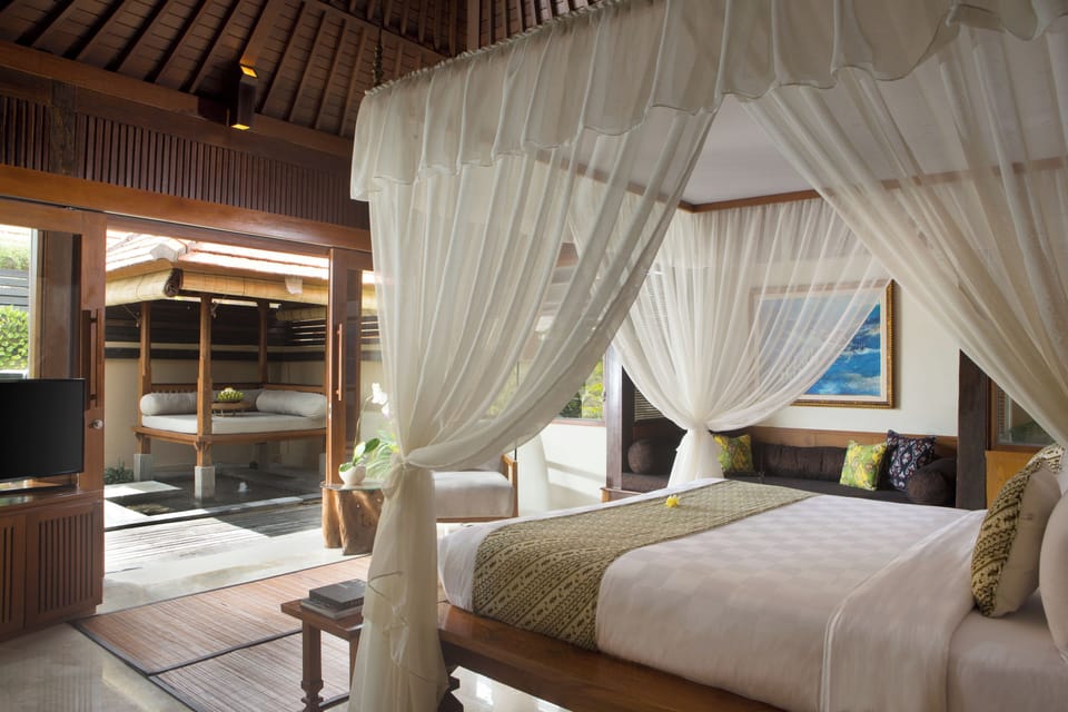 Villa, 1 Bedroom | Minibar, in-room safe, desk, blackout drapes