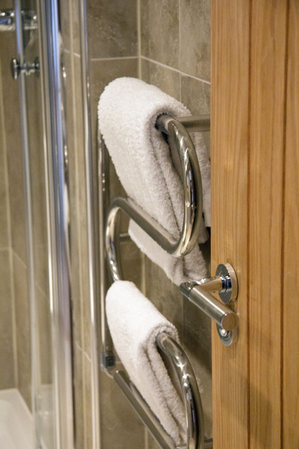 Twin Room | Bathroom | Free toiletries, hair dryer, towels
