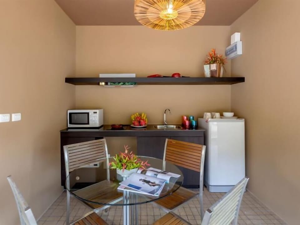 Private kitchenette