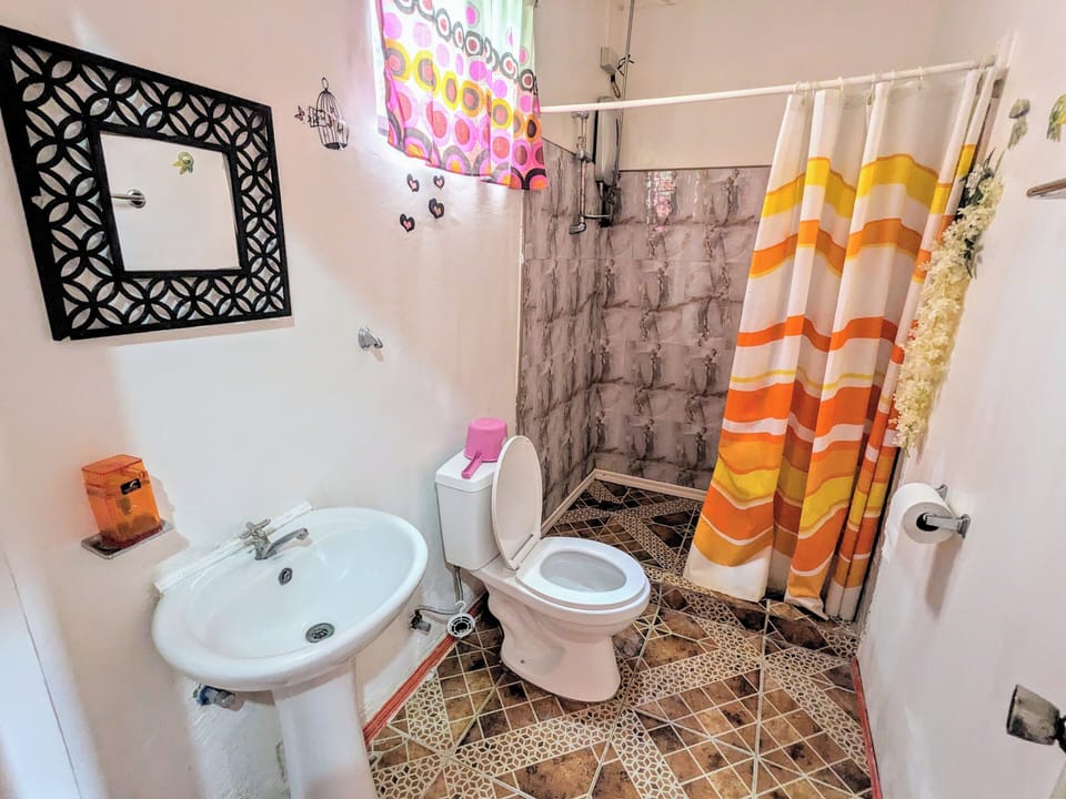 Love Story Room | Bathroom | Towels