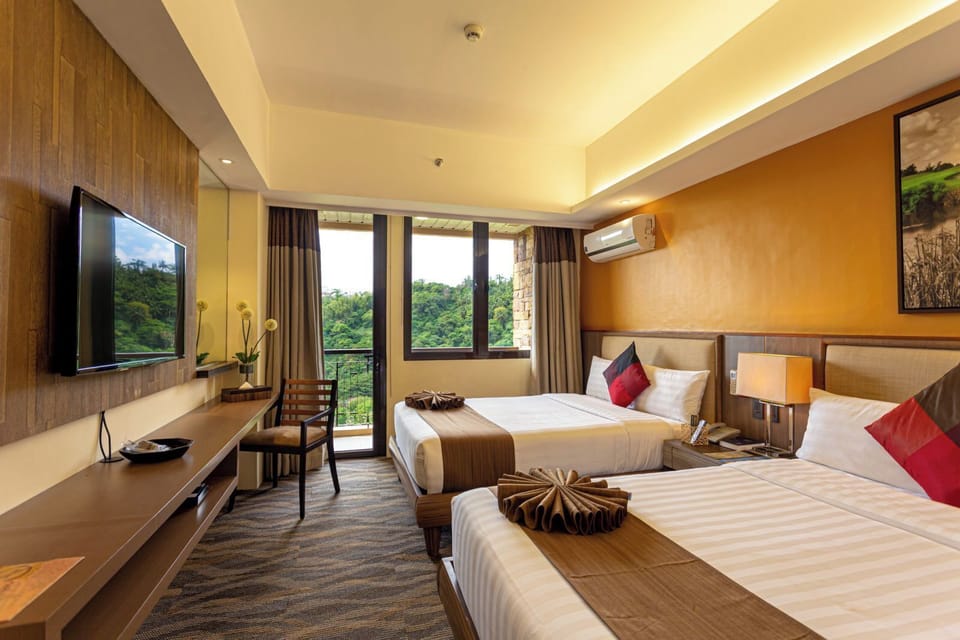 Superior Double Bed with Mountain View | In-room safe, desk, iron/ironing board, free WiFi
