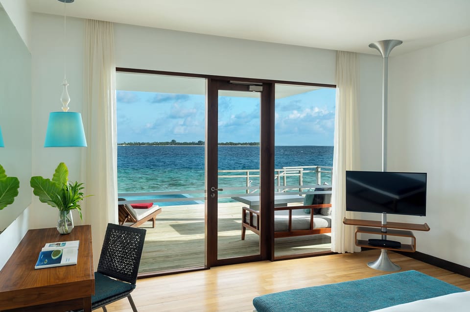 Lagoon Villa with Pool | 1 bedroom, hypo-allergenic bedding, down comforters, pillowtop beds