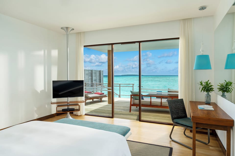 Lagoon Villa with Pool | 1 bedroom, hypo-allergenic bedding, down comforters, pillowtop beds