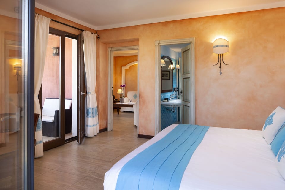 Presidential Suite, Hot Tub, Harbor View (Wellness) | Minibar, in-room safe, individually decorated, individually furnished