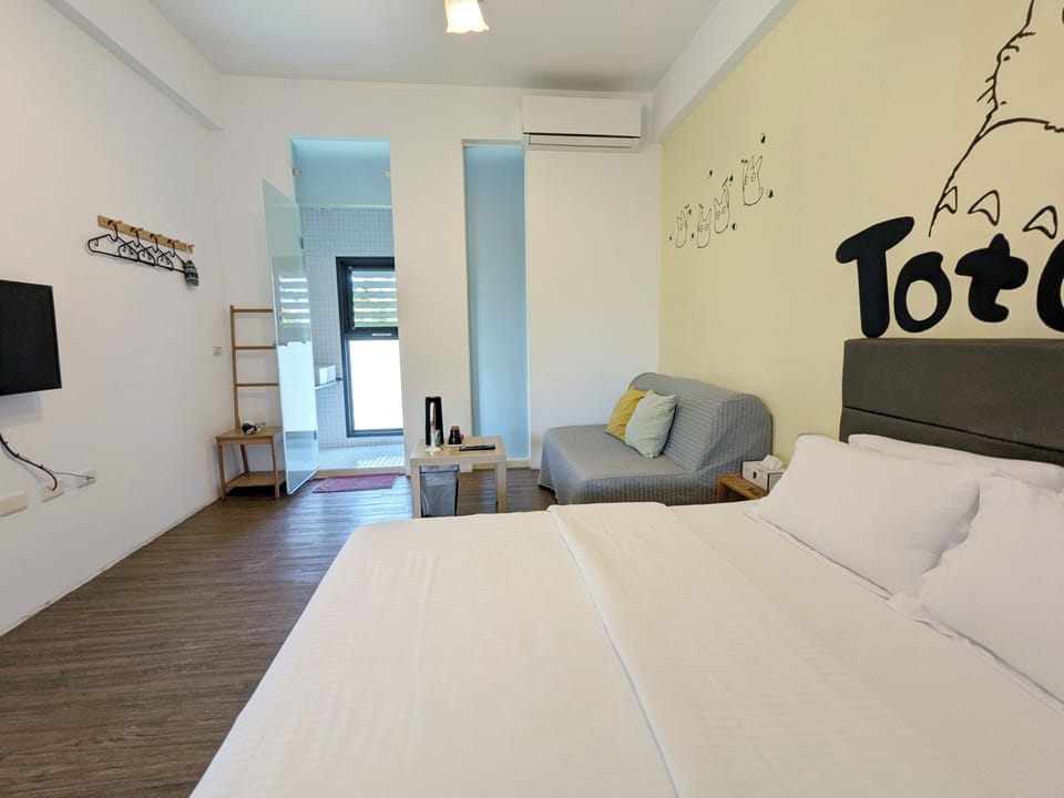 Standard Double Room (" -B-") | WiFi (free), bed sheets
