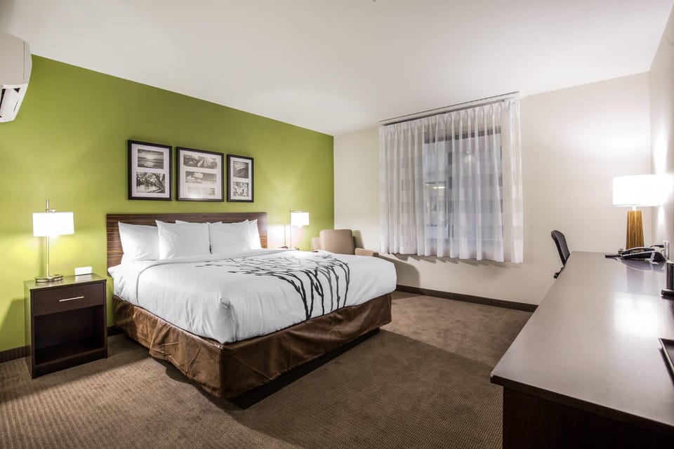 Premium bedding, desk, blackout drapes, iron/ironing board