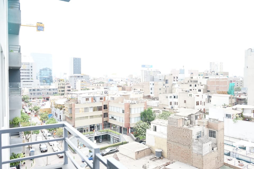 Business Apartment, 4 Bedrooms | 3 bedrooms, soundproofing, WiFi (free), bed sheets