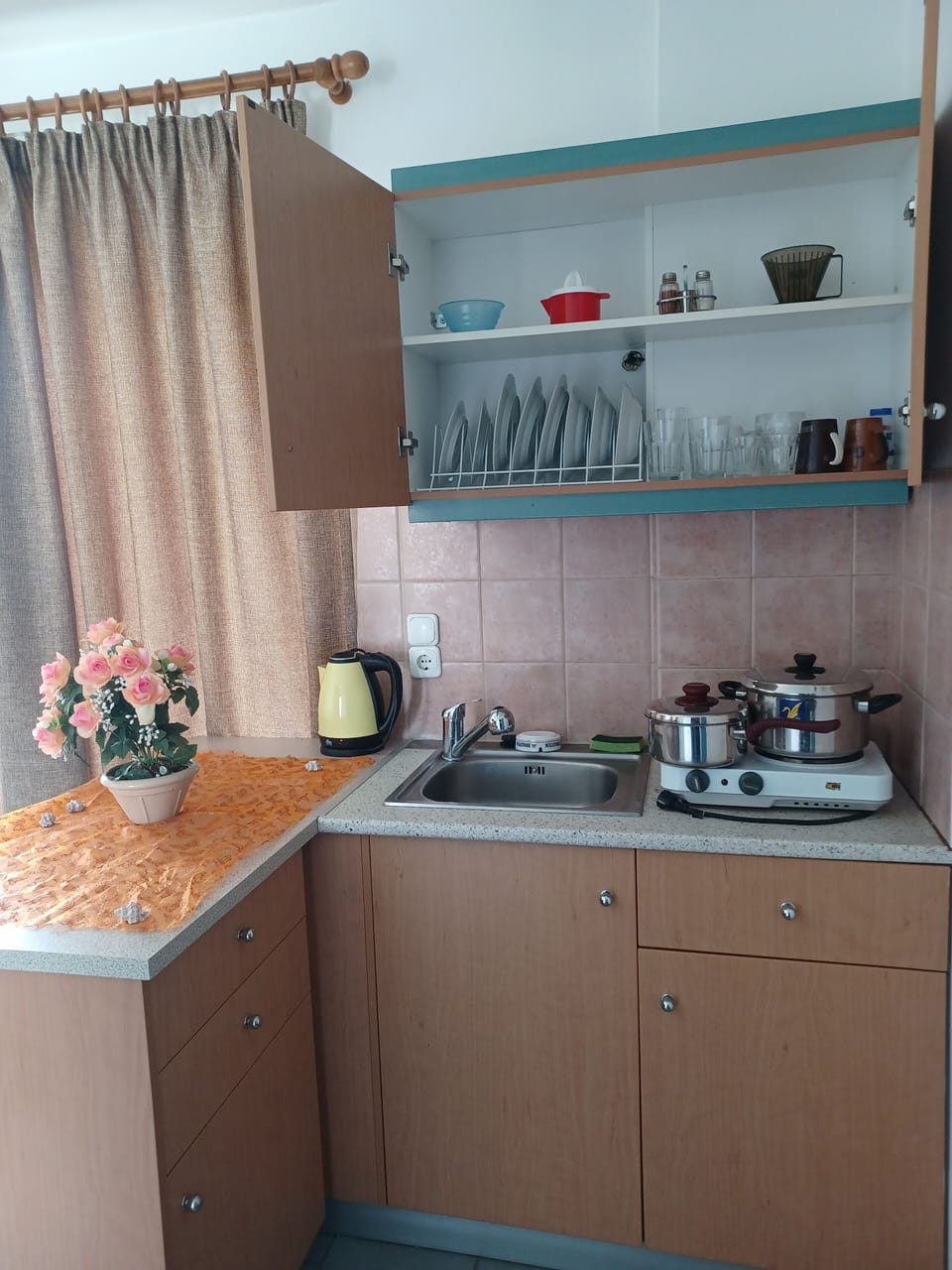 Family Apartment, 1 Bedroom | Private kitchen | Fridge, stovetop, electric kettle, cookware/dishes/utensils