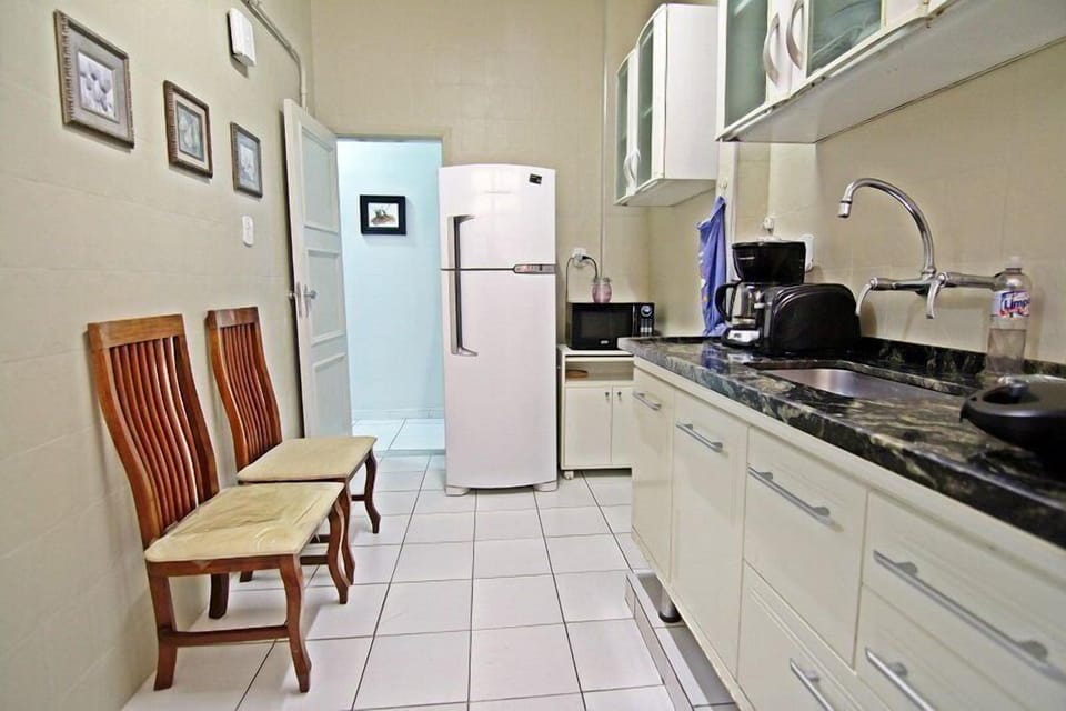 Apartment | Private kitchen | Fridge, microwave, coffee/tea maker, electric kettle