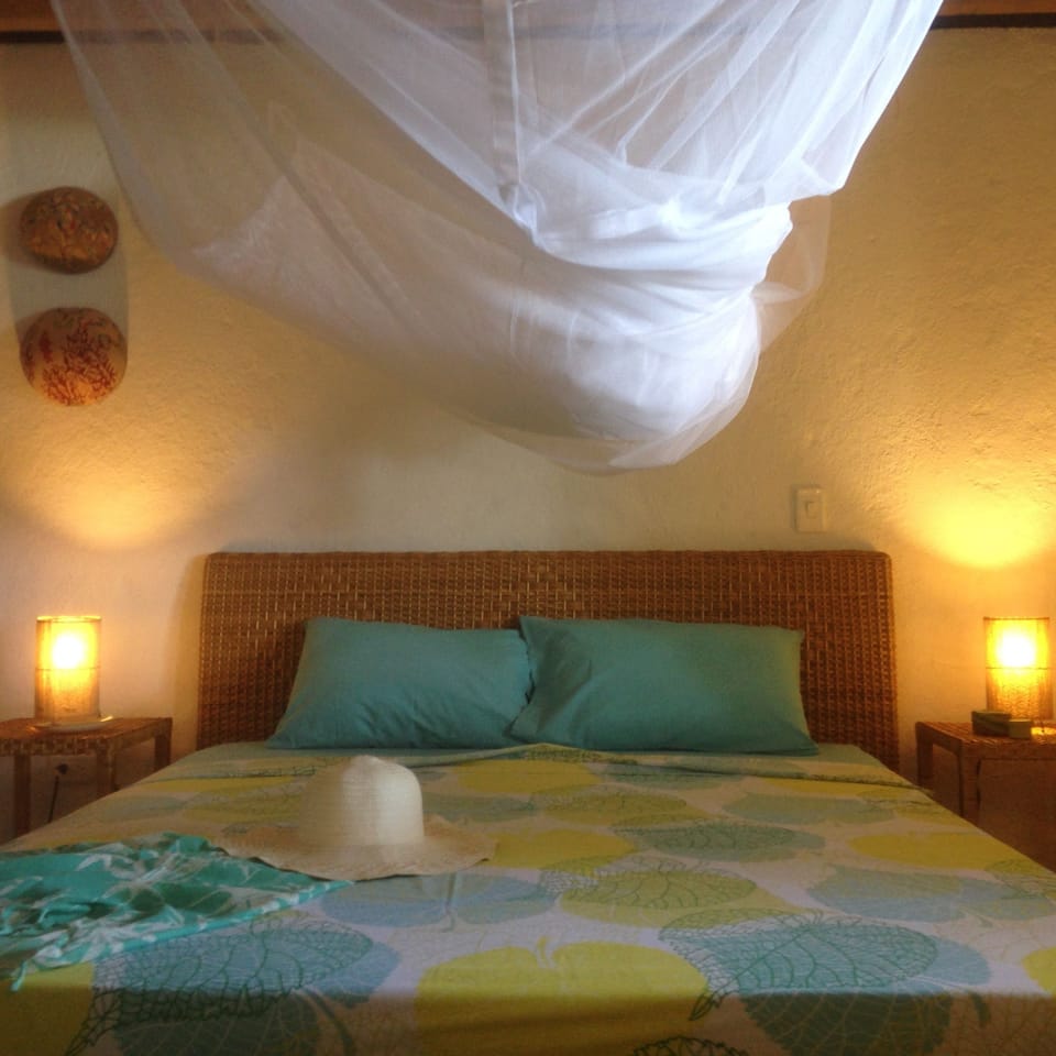 Triple Room, Sea View | In-room safe, free WiFi