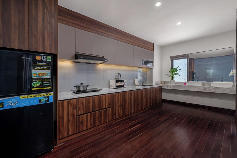 Presidential Penthouse, 1 Bedroom, Terrace, City View | Private kitchen | Electric kettle