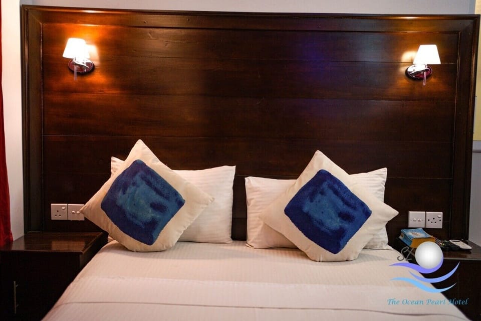 Standard Double Room | Minibar, desk, soundproofing, free WiFi