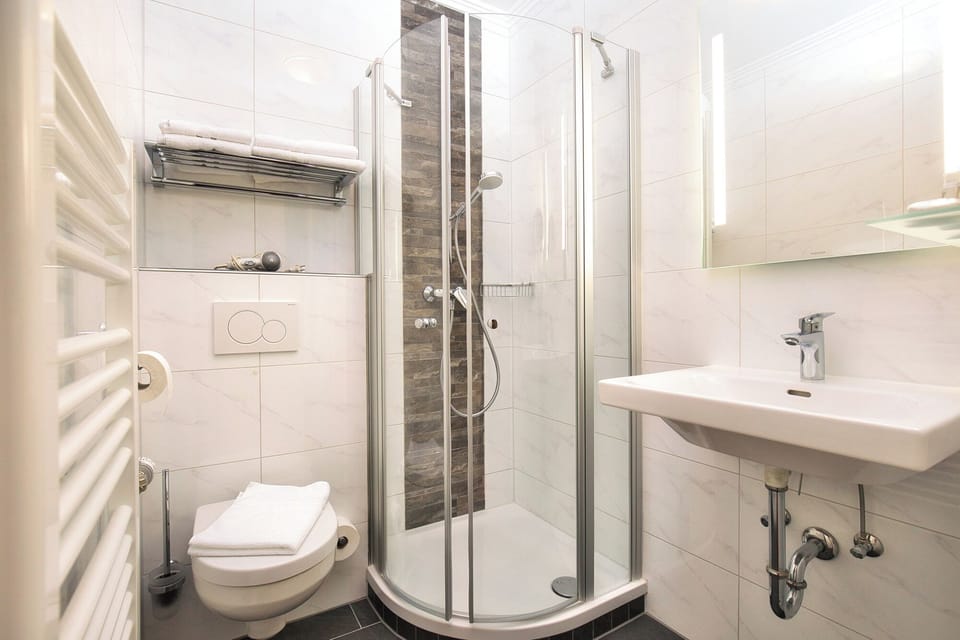 Free toiletries, hair dryer, bathrobes, towels