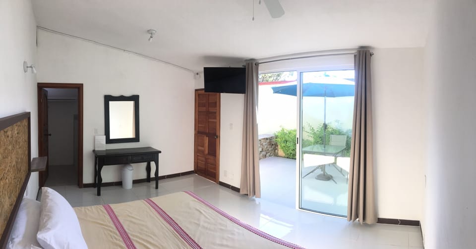 Superior Double Room, 1 King Bed, Garden Area | Down comforters, soundproofing, free WiFi, bed sheets