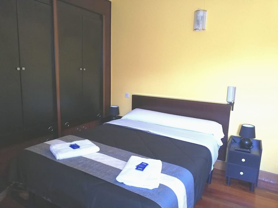 Triple Room (nº 7 - 2 adults + 1 child) | In-room safe, free WiFi, bed sheets