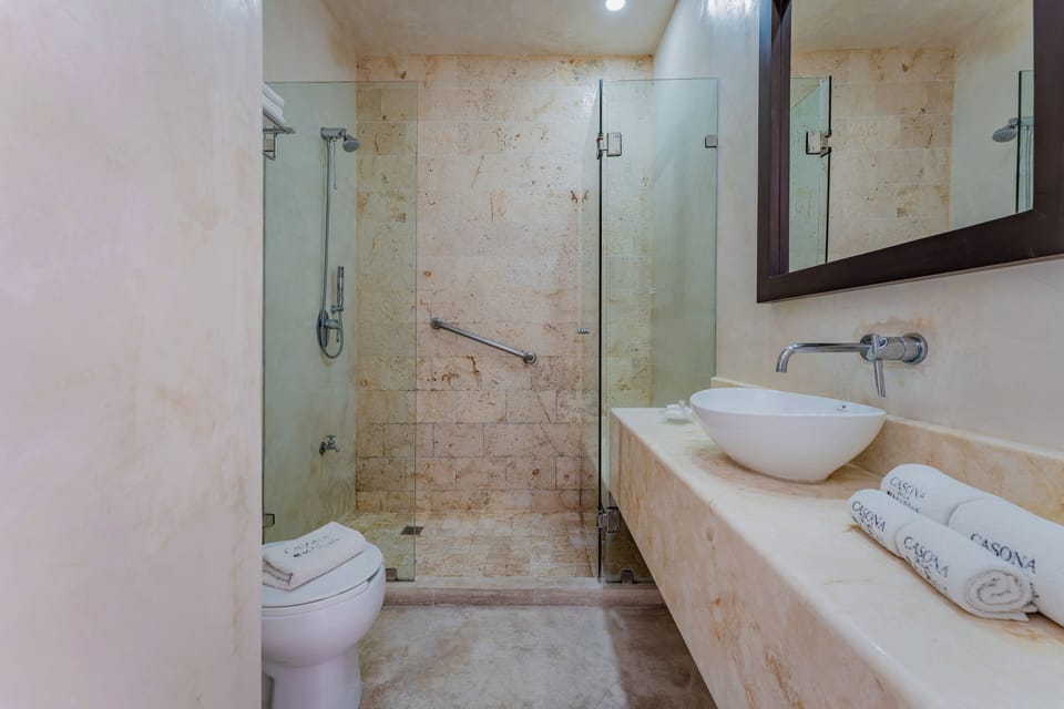 Shower, free toiletries, hair dryer, towels