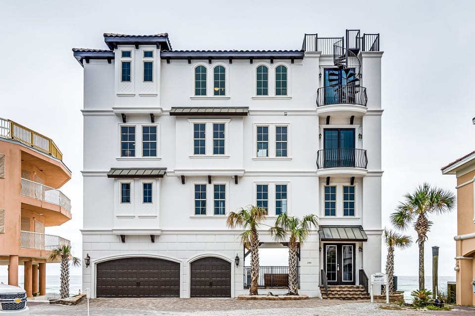 House, 4 Bedrooms | Exterior