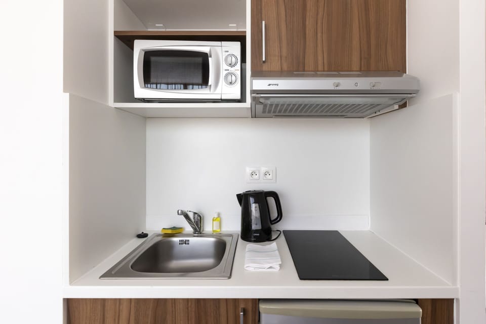Standard Studio (2 People) | Private kitchenette | Fridge, microwave, electric kettle, cookware/dishes/utensils
