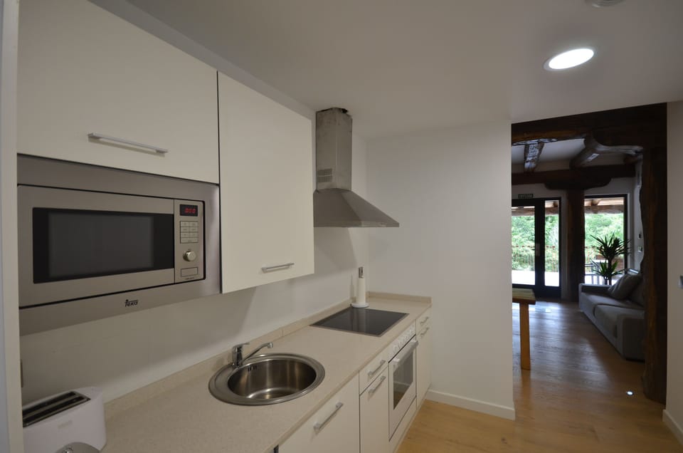 Apartment, 2 Bedrooms | Private kitchen | Full-size fridge, microwave, oven, stovetop