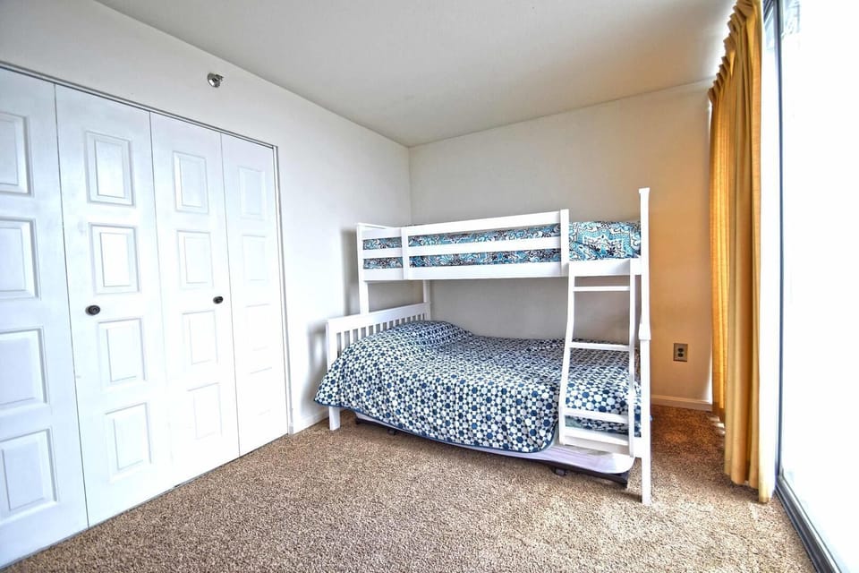 Condo, 2 Bedrooms | 2 bedrooms, free WiFi