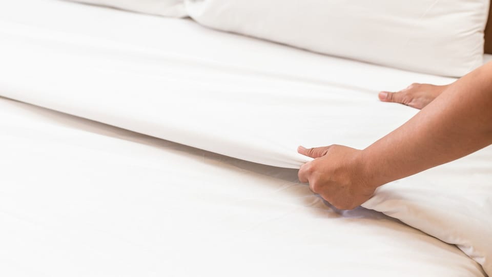 King Suite Nonsmoking | Desk, iron/ironing board, free WiFi, bed sheets