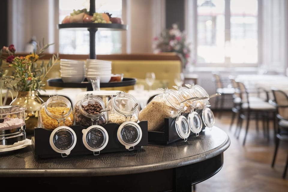 Daily buffet breakfast for a fee