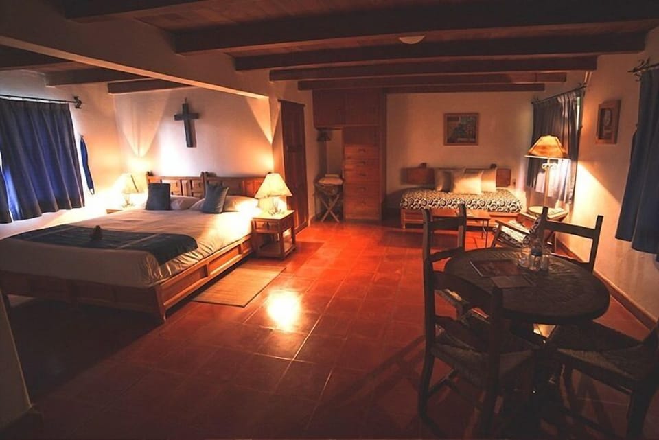 Standard Room, 1 Bedroom, Garden View | Iron/ironing board (on request), cribs (free), bed sheets