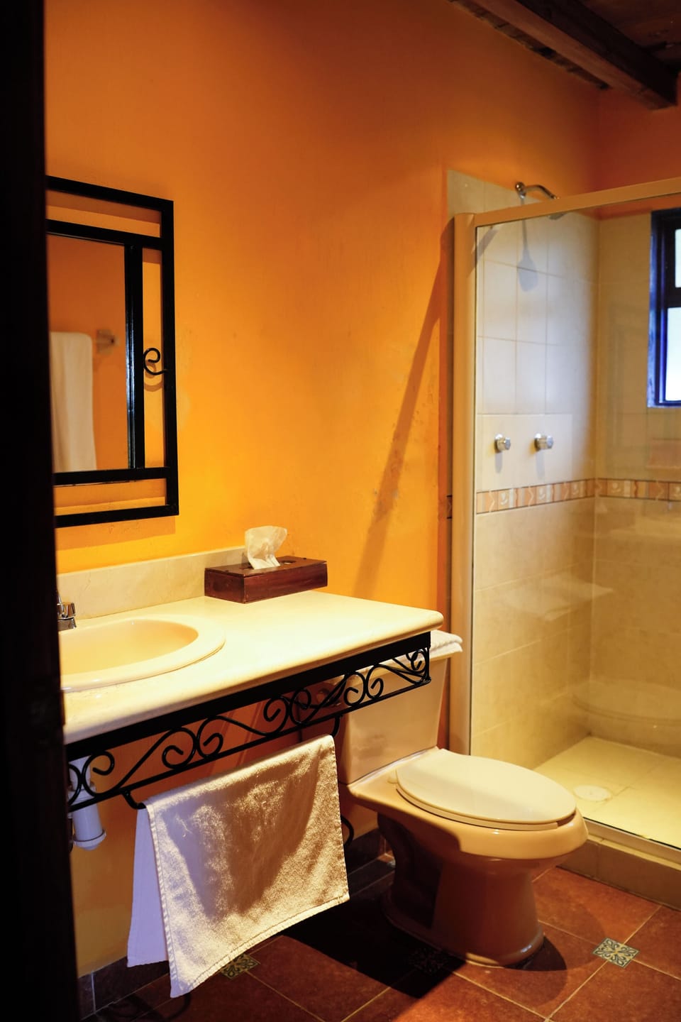 Superior Room, 1 King Bed, City View | Bathroom | Shower, free toiletries, hair dryer (on request), slippers