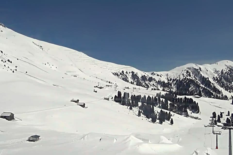 Region [winter] (>5 km)