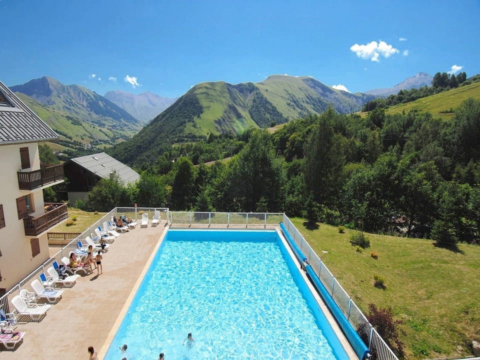 Holiday Home Swimming Pool
