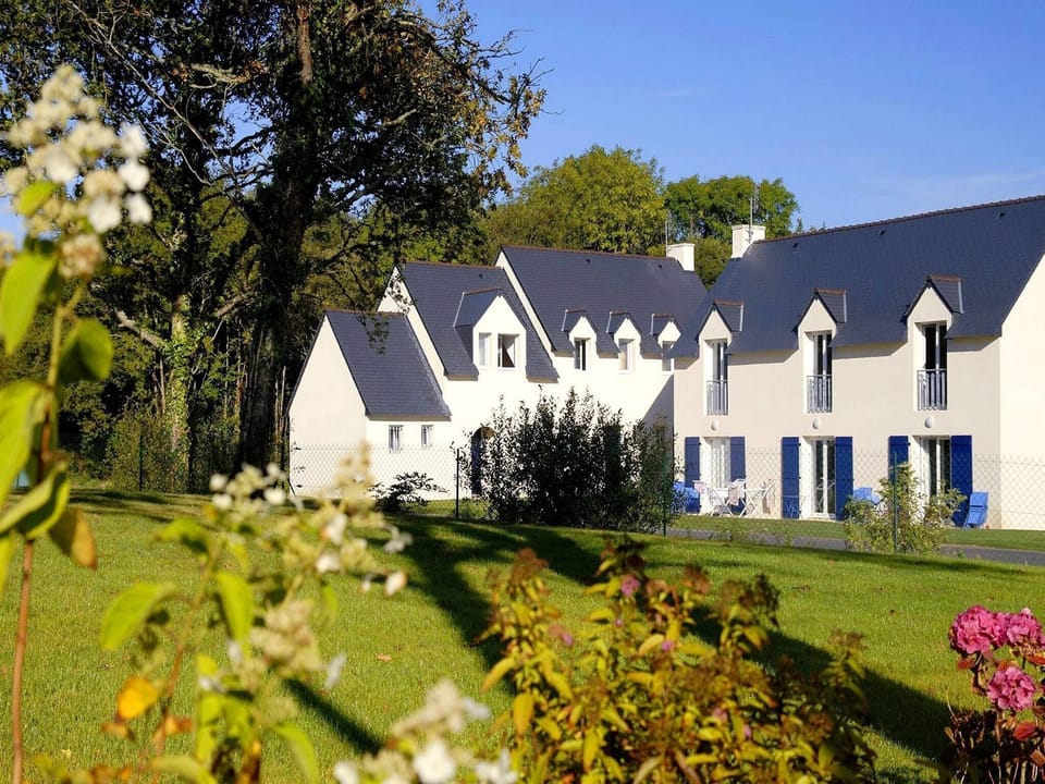 Holiday Home Exterior [summer]
