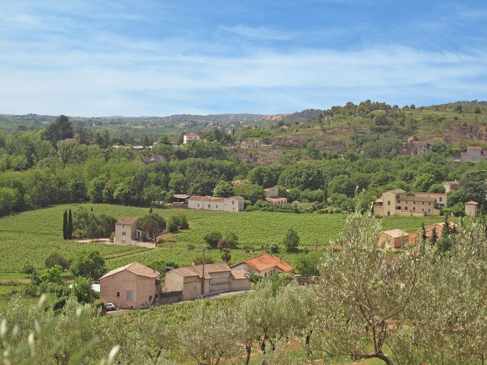 Surroundings [summer] (1-5 km)
