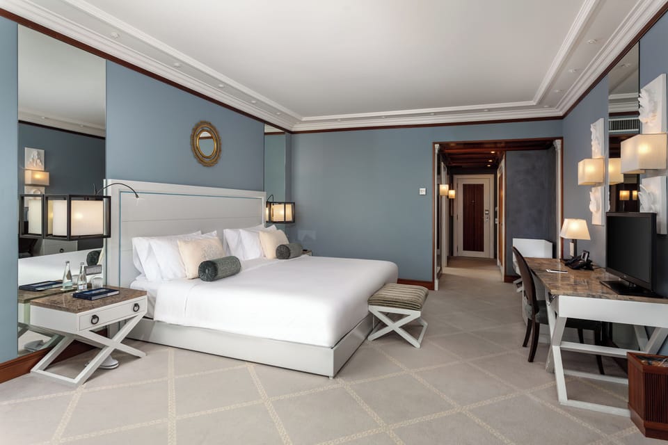 Premium bedding, minibar, in-room safe, desk